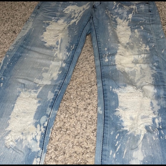 Machine size 11 blue n bleach jeans - Picture 3 of 5